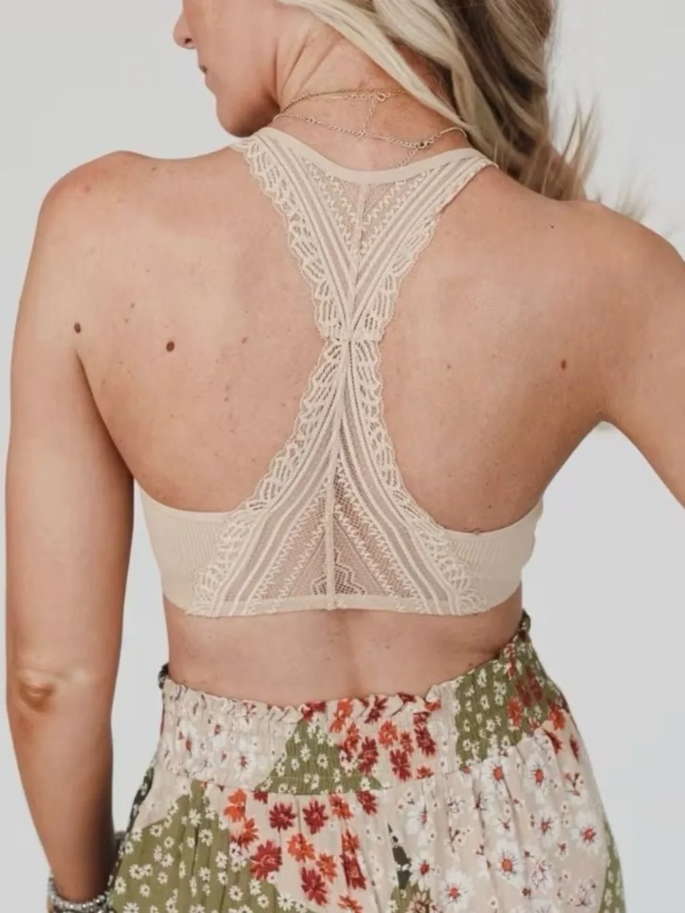 Three Bird Nest Evermore Seamless Lace Racerback Bralette in Beige M